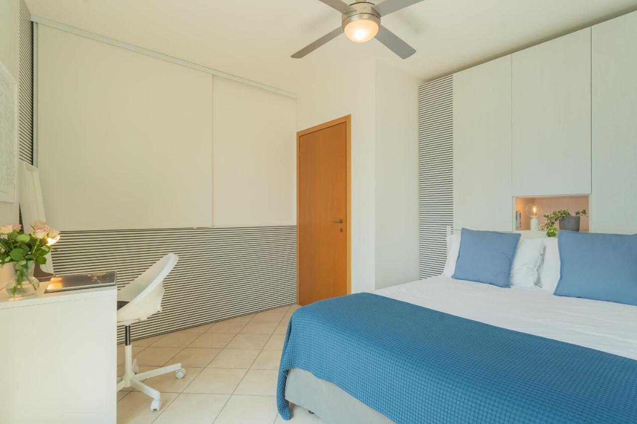 Blue Bliss Apartment By Rent All Como Colonno المظهر الخارجي الصورة