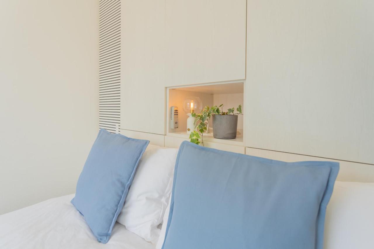 Blue Bliss Apartment By Rent All Como Colonno المظهر الخارجي الصورة